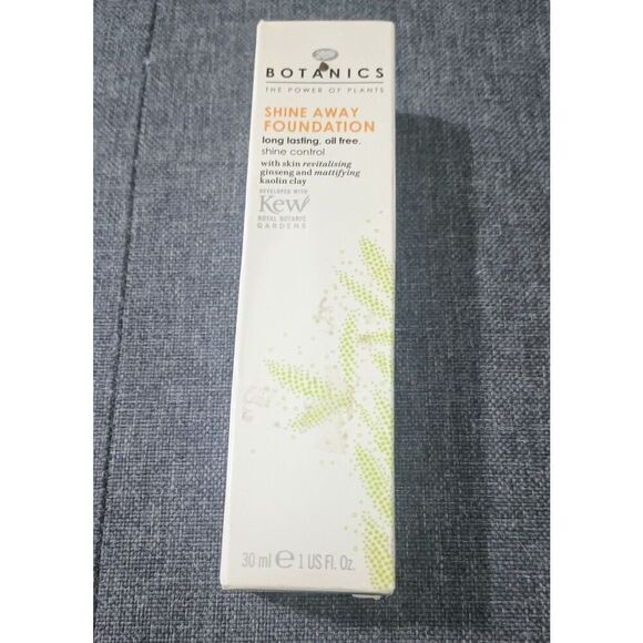 Botanics Age Defense Foundation - Shine Away. 020 Cumin. Oil Free - Picture 2 of 4